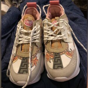 Versace Chain Reaction, white, pink, brown, cool designs, size 9.